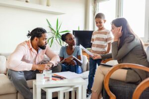 When Should You Seek a Family Therapist?